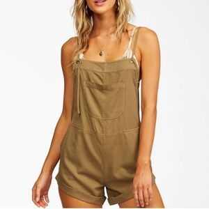 NOT FOR SALE Billabong Wild Pursuit Short Overalls Romper Size Medium
